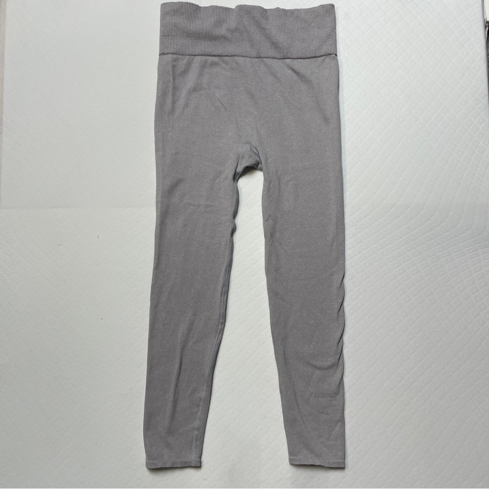 Nordstrom Gray Ribbed Seamless Leggings women’s size Large,‎ NWT